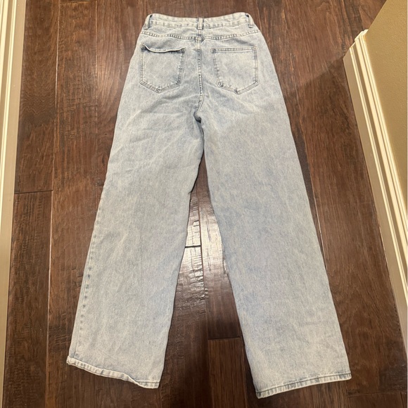 Light Acid Wash Jeans - Picture 2 of 2